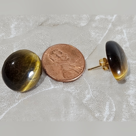 Vintage Tiger Eye Post Earrings - Picture 2 of 7